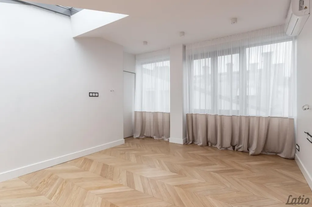 Elutuba - Renovated Jugendstil Flat in Riga Centre