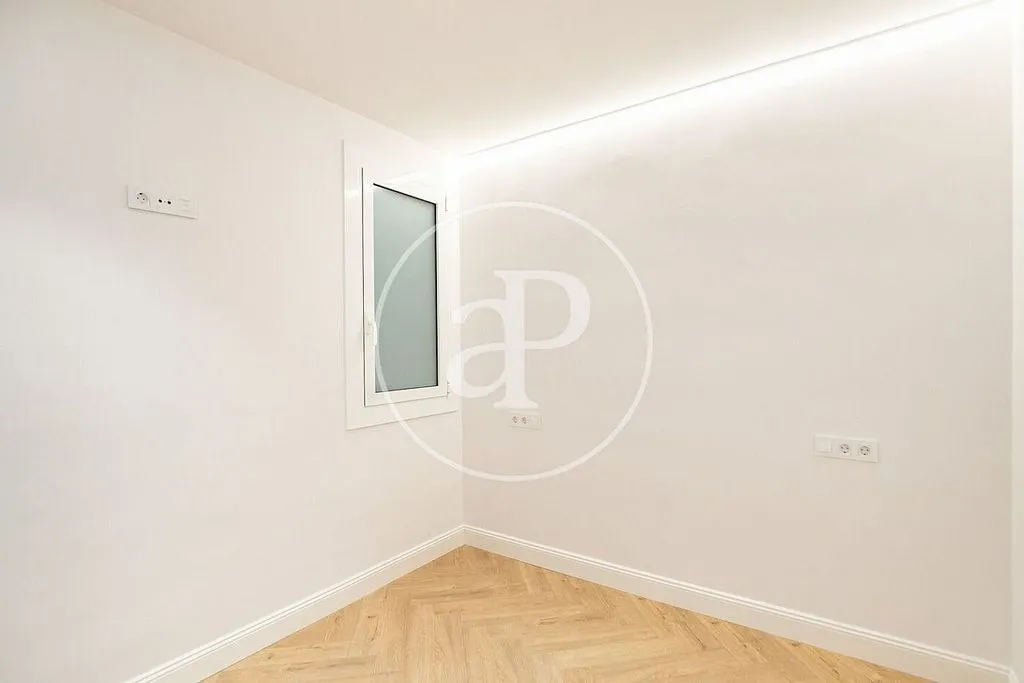 Pièces - Contemporary Flat with Balcony in Eixample