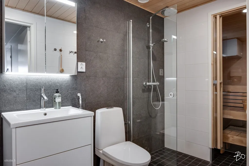 Salles de bain - Apartment with River View in Telakkaranta