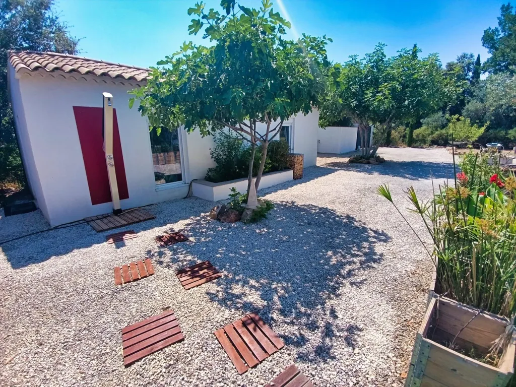 Jardin - Villa Contemporaine avec Piscine près de Cotignac
