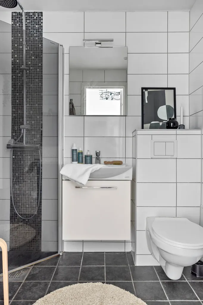 Vannitoad - Modern Flat with Balcony in Göteborg