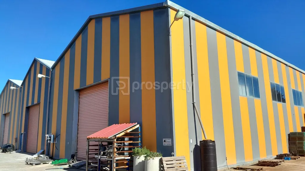 Välivaade - Industrial Warehouse in Arkouda, Kiato