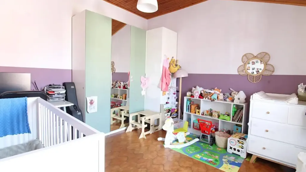 Chambres - 3-Room Apartment with Balcony in Santena