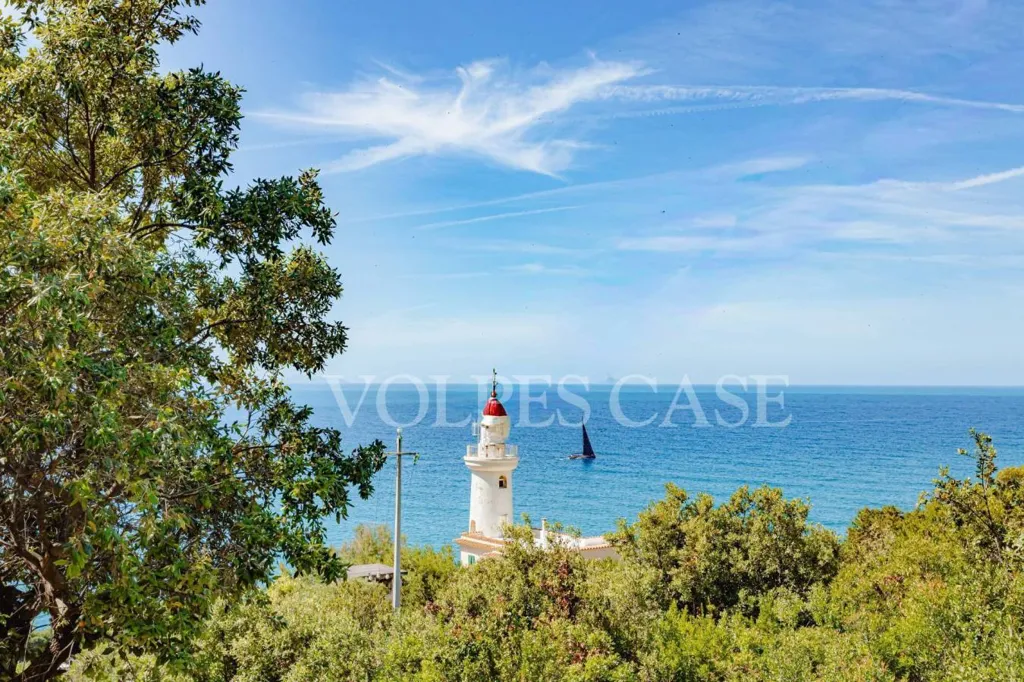 Villa with Private Garden near Punta Rossa