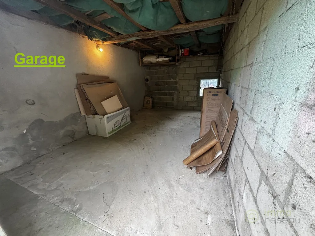 Garage - House with Dependencies and Garden near Aubusson