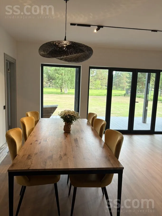 Sala da pranzo - Newly Built House with Terrace in Engures Pagasts