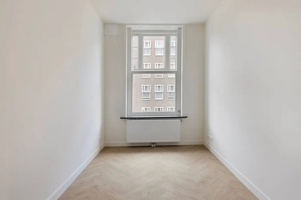 Corner Apartment with South Facing in Amsterdam