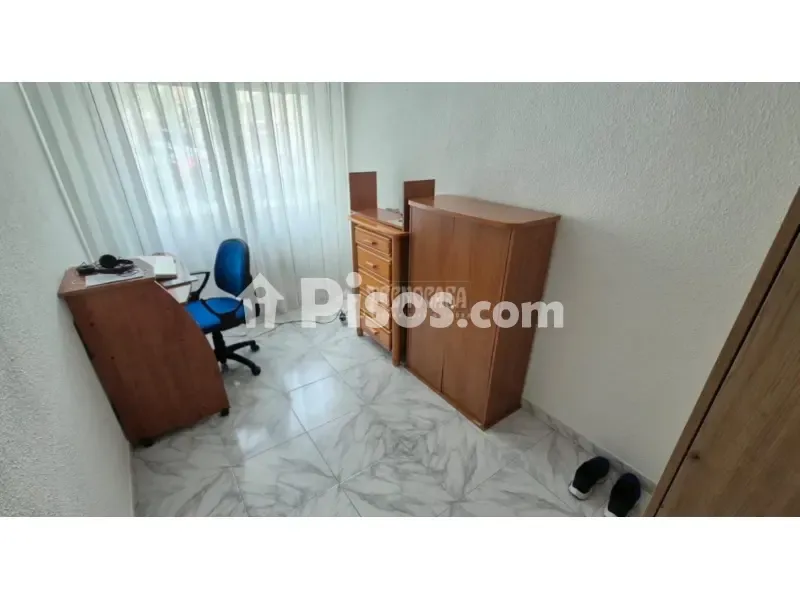 Bureau - Reformed Flat with Garage in Los Rosales