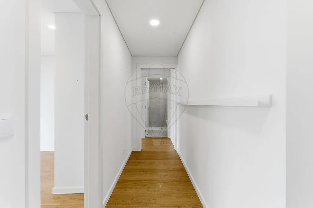 Esik - 3-Bedroom Penthouse with Terraces in Aveiro