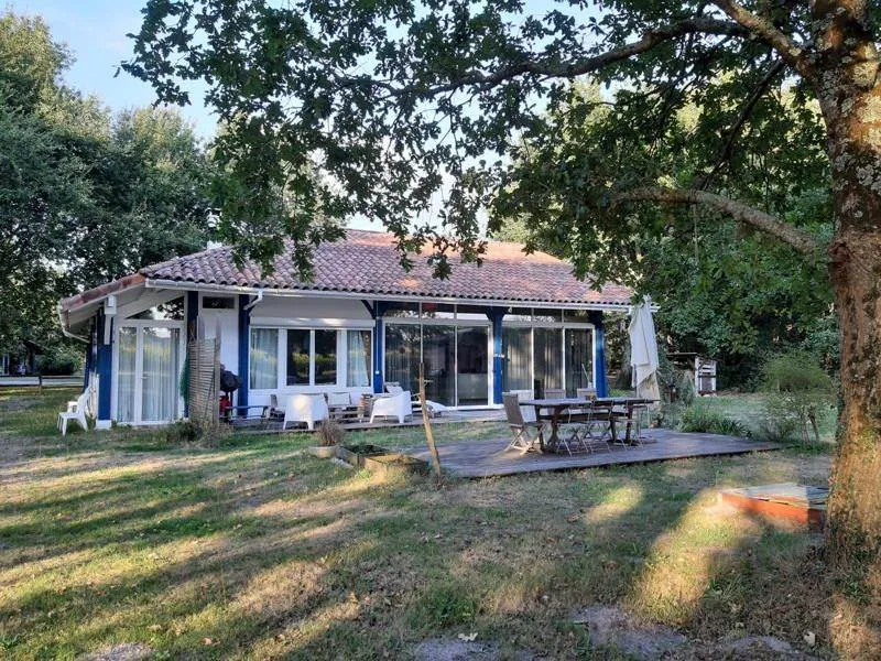 Esterno - Traditional House with Garden in Rural Setting
