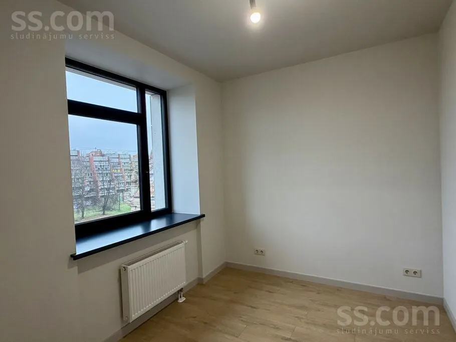 Stanze - Modern 3-Bedroom Flat with Garden in Riga
