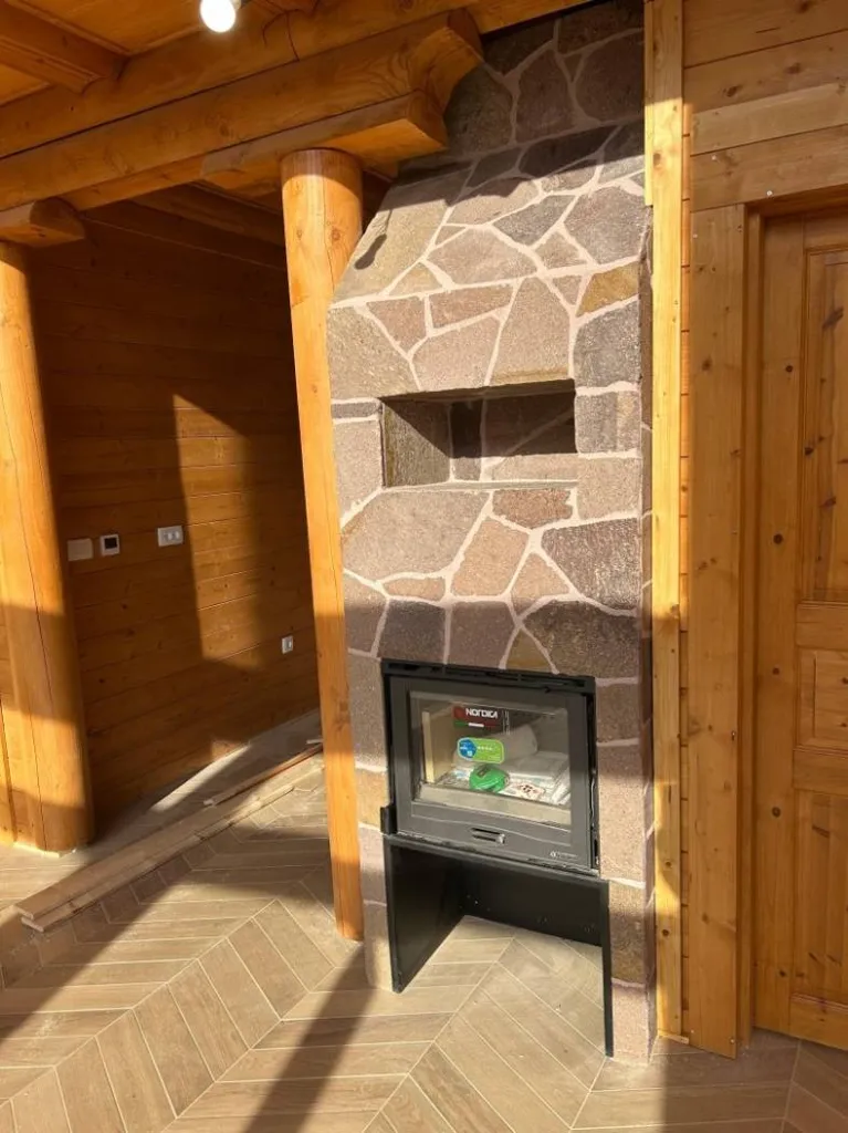 Elutuba - Project House with Jacuzzi in Fužine
