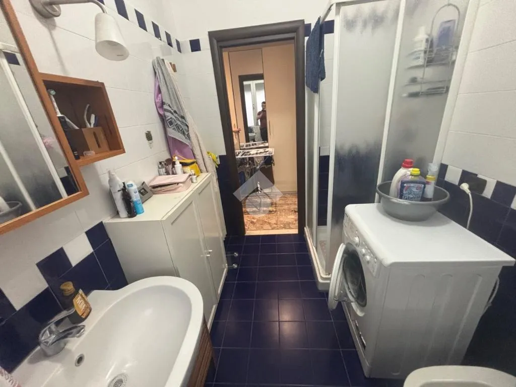 Bathrooms - 2-Bedroom Apartment with Balcony in Pavia