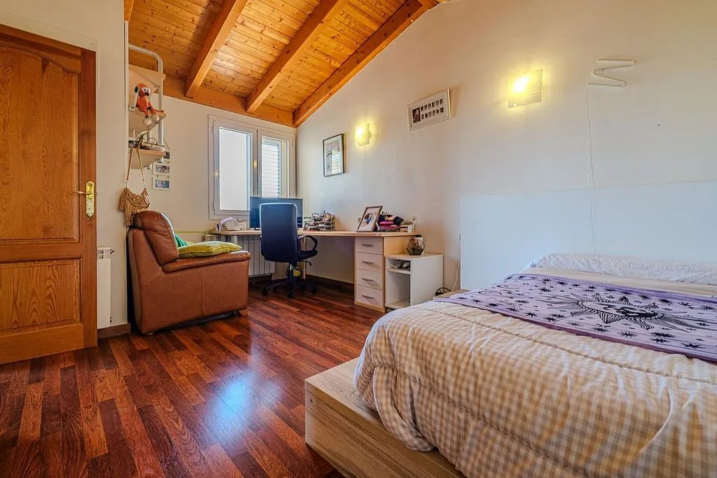 Magamistoad - Chalet with Pool and Terrace in Abrera