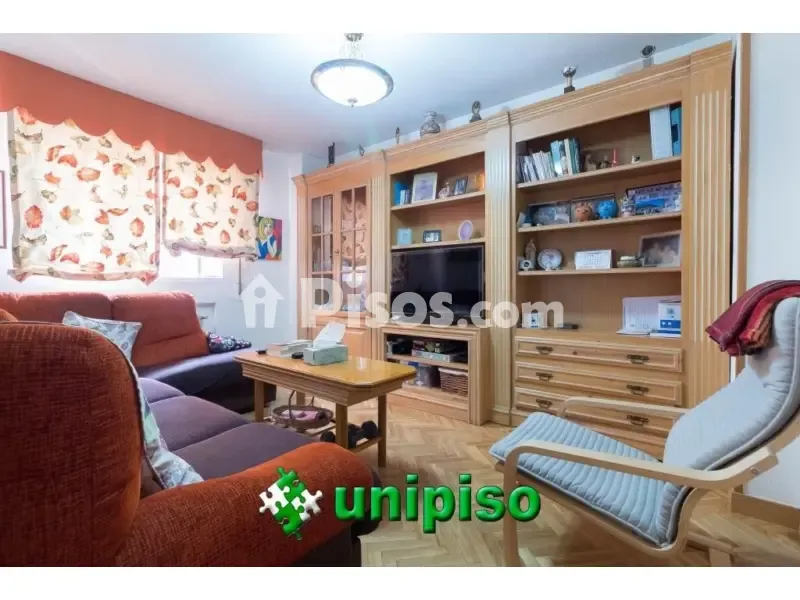 Elutuba - Duplex with Terrace in Leganés Centre