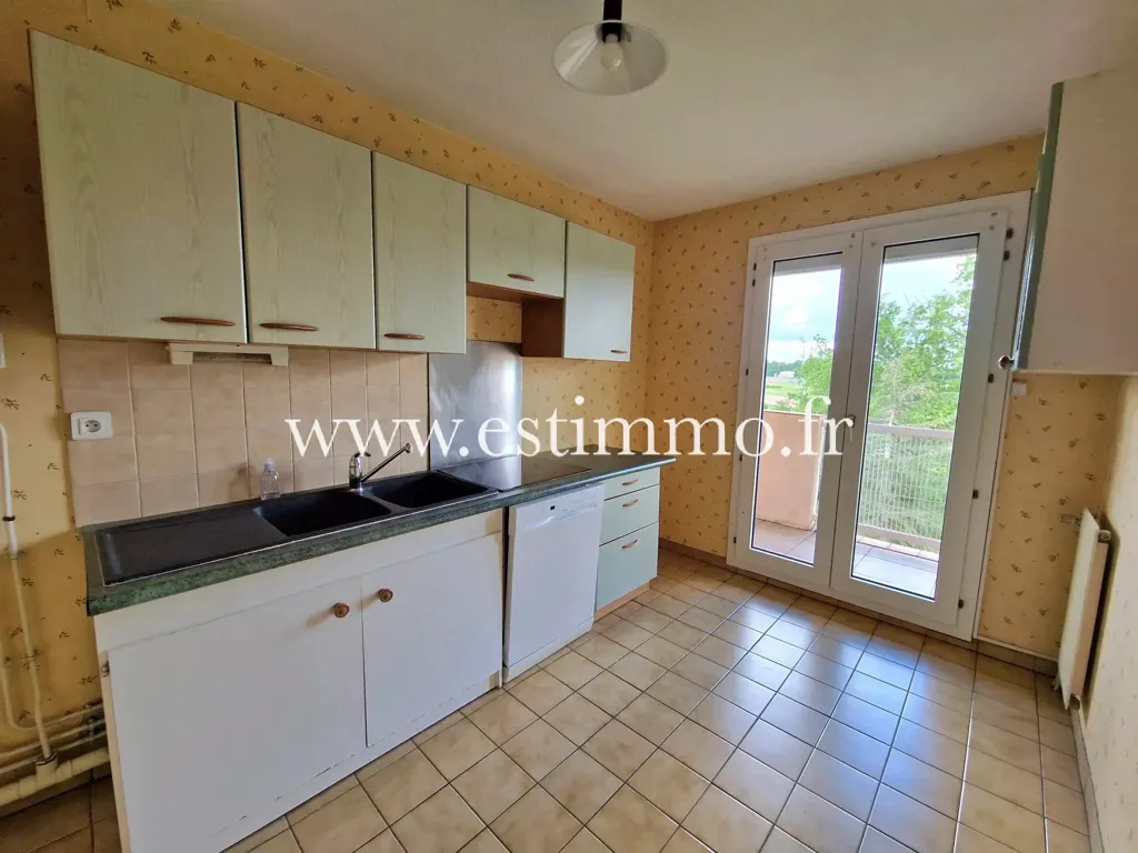 Köök - T2 Apartment with Balcony View in Toulouse