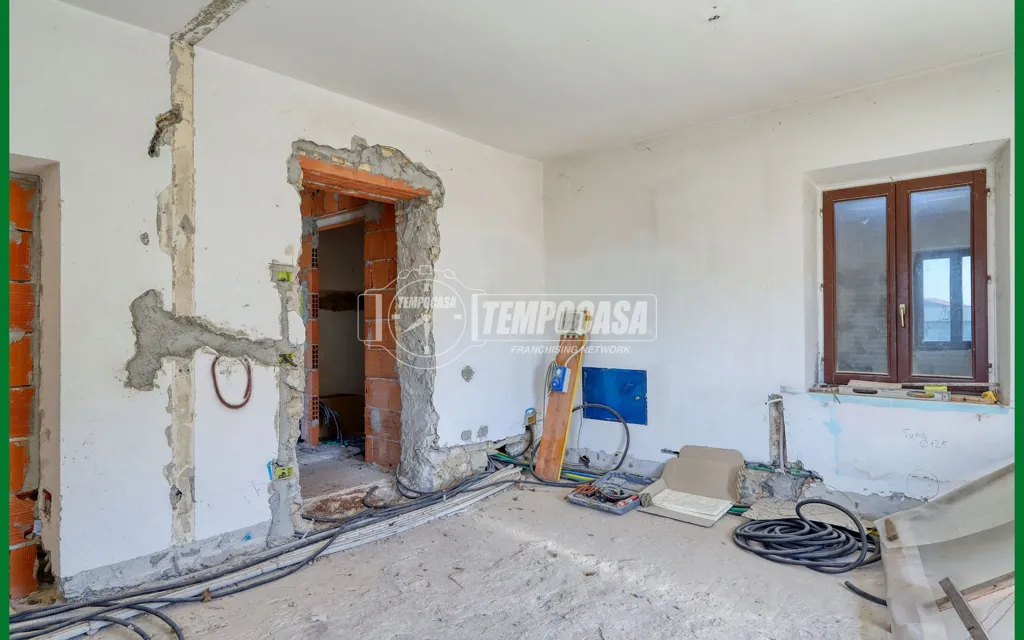 Pièces - Rustic House with Panoramic Views in Arcisate