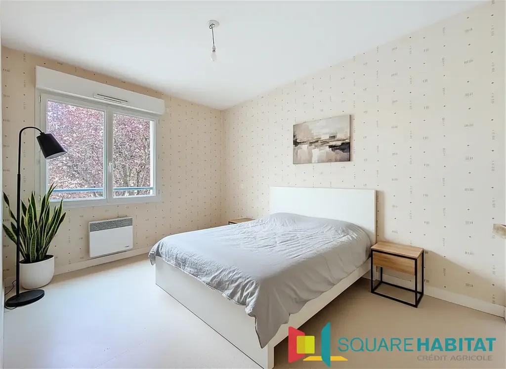 3-Bed Apartment with South-Facing Balcony in Angers