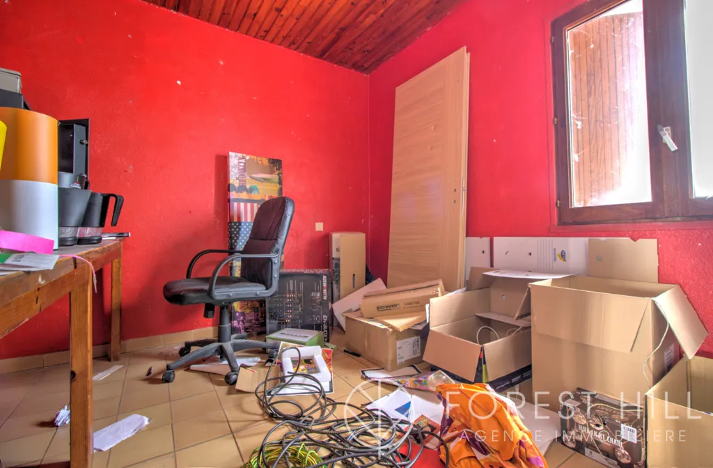 Bureau - Bâtiment à Rénover avec Terrasse à Céret