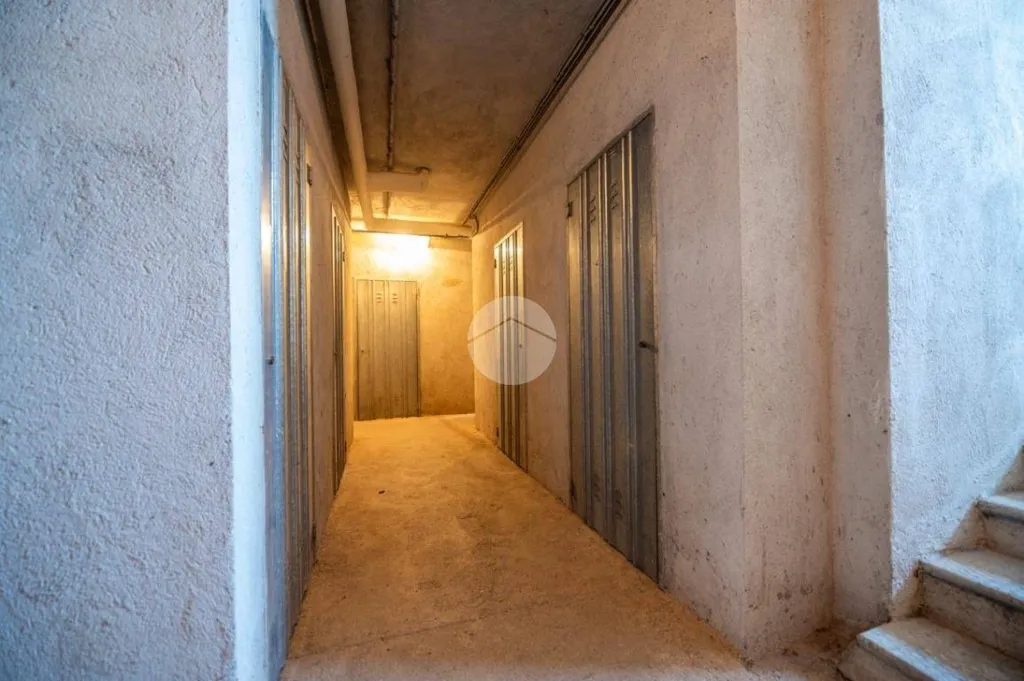 Pièces - Penthouse with Balcony in Narzole