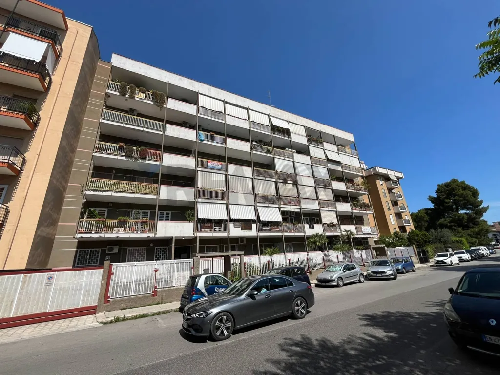 Appartement 4 pièces à IT