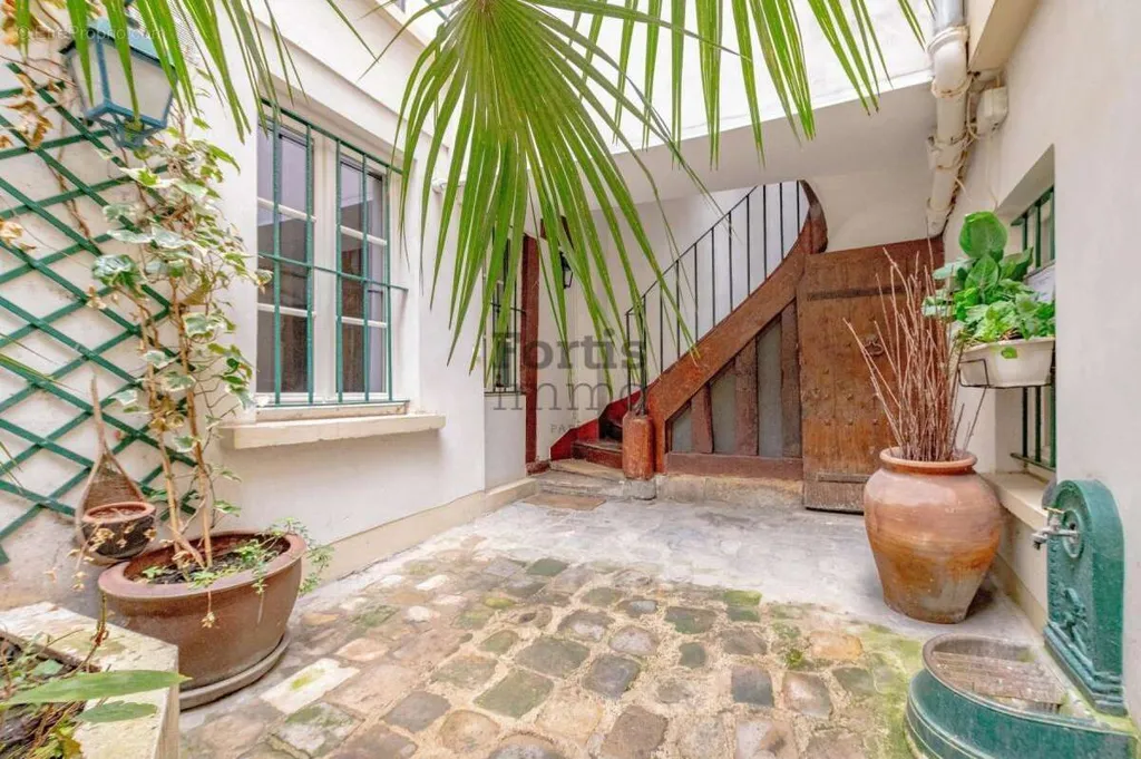Aed - Duplex with Balcony in Paris 3ème