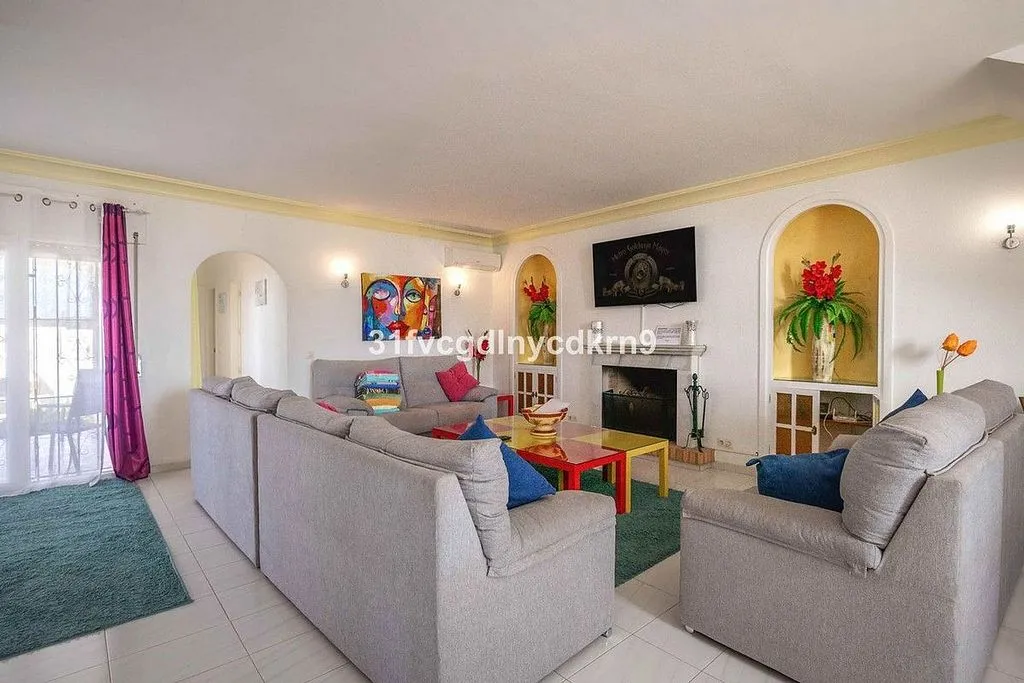 Elutuba - Independent Villa with Pool in Estepona
