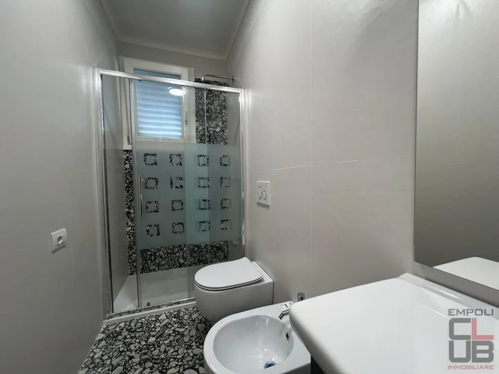 Vannitoad - Privately Leased Apartment with Terrace in Empoli