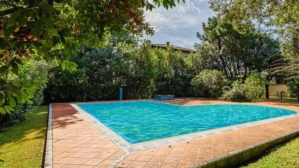 Bassein - Villa with Pool in Forte Dei Marmi