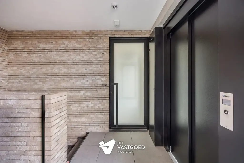 Ingresso - Newly Built Apartment with Garden in Ham