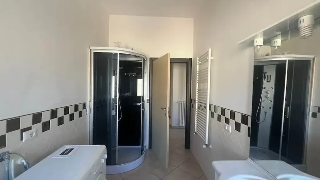 Vannitoad - Apartment with Balcony in Rosignano Marittimo