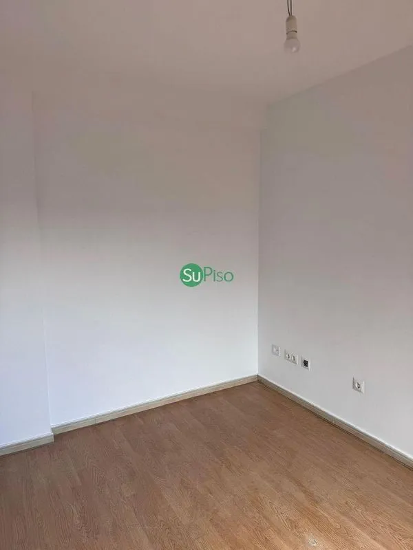 Pièces - Spacious Flat with Terrace in Magán