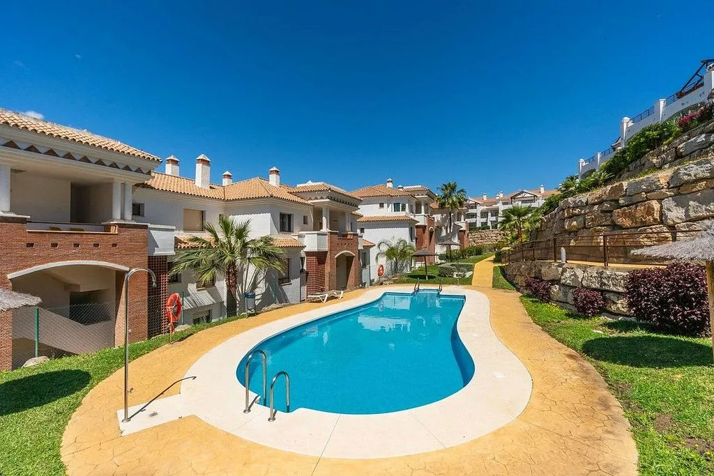 Bassein - Apartment with Pool and Terrace in Casares