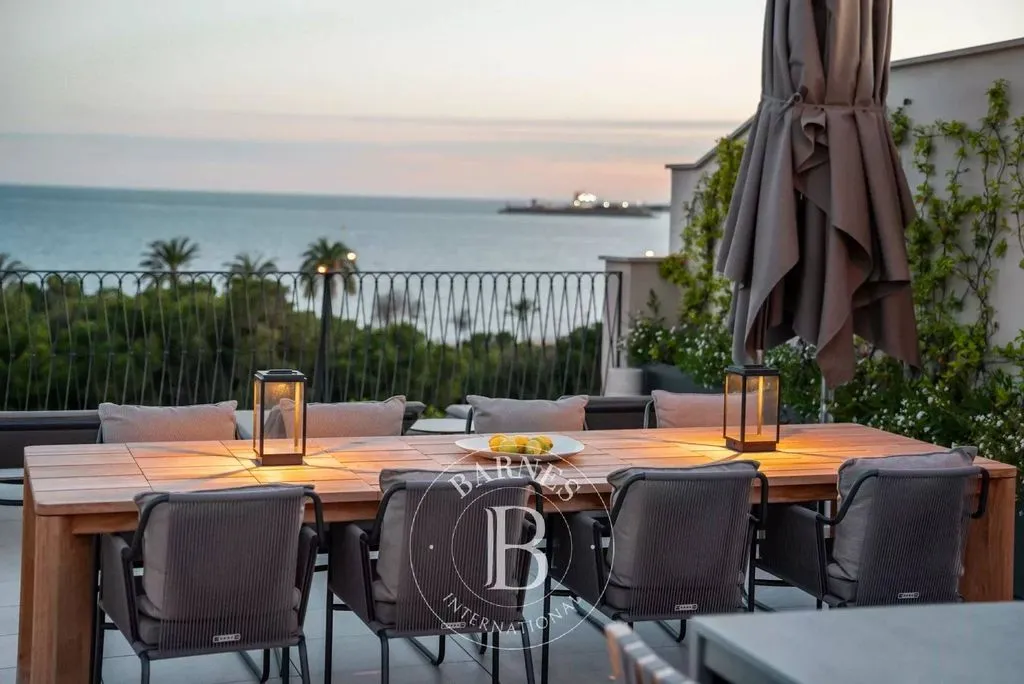 Terrass - Restored 18th-Century Villa with Sea View in Palma