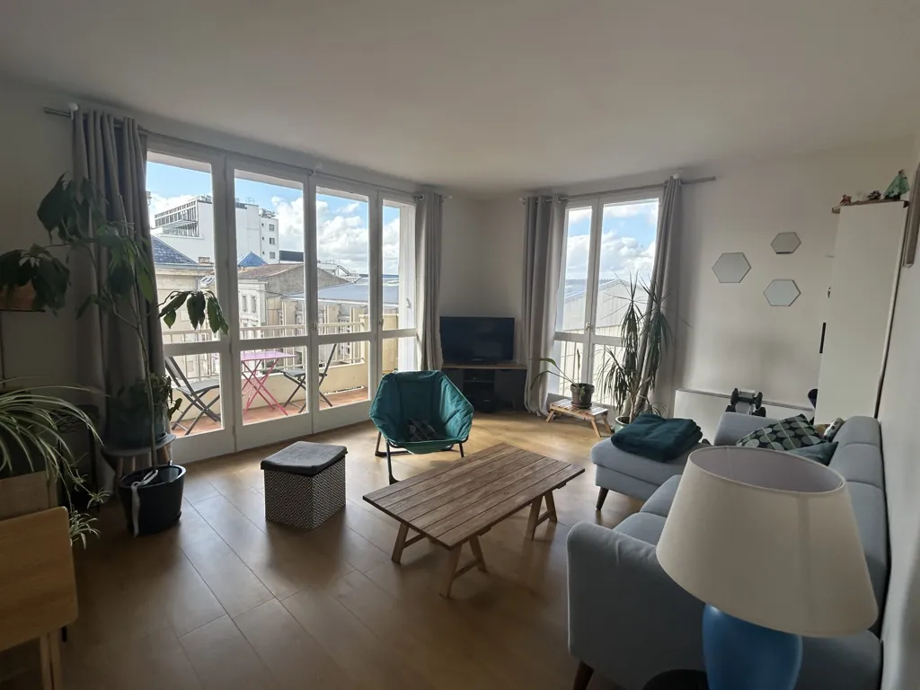 Séjour - Appartement avec Balcon à Niort Centre