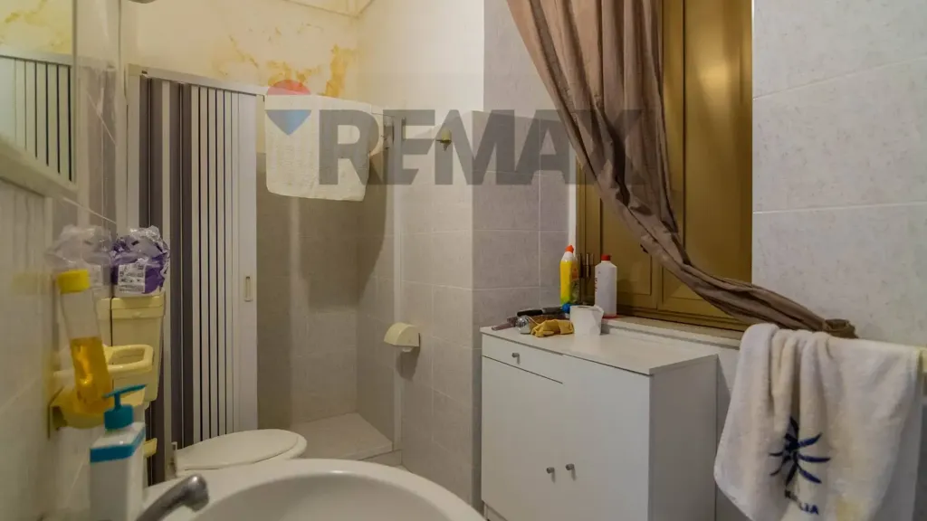 Salles de bain - Independent House with Terrace in Licodia Eubea
