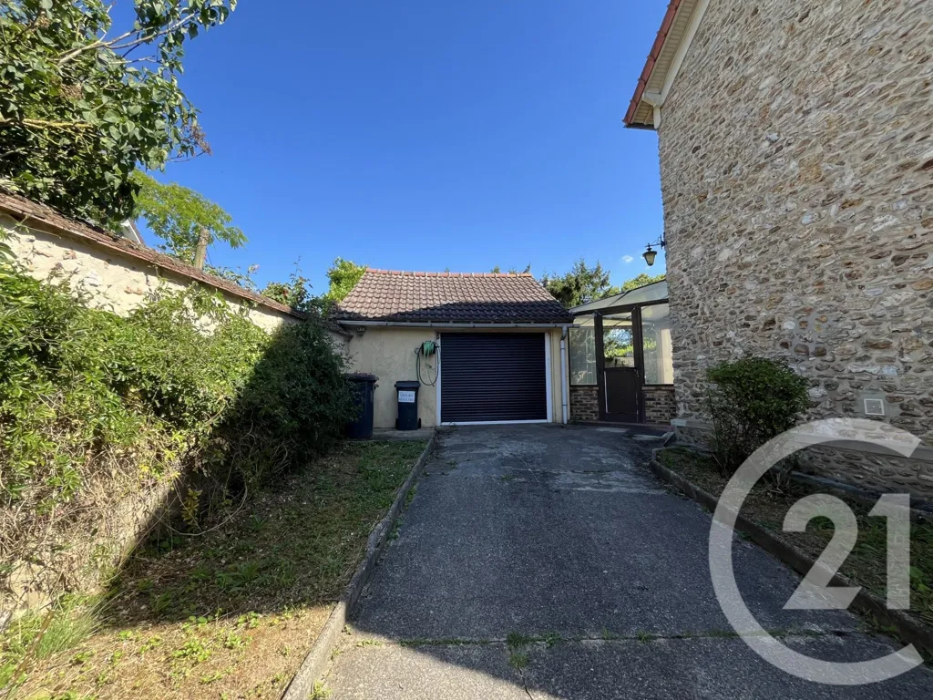 Maison à Rénover avec Jardin à Sermaise