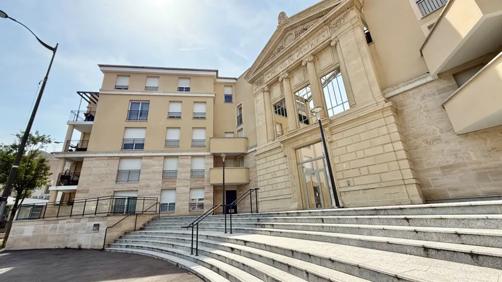 Extérieur - Appartement 3 Pièces avec Balcon Sud/Est à Corbeil-Essonnes