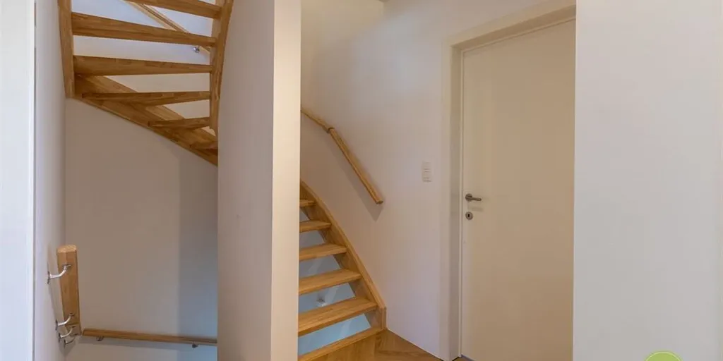 Pièces - Maison Moderne avec Jardin à Oud-Turnhout