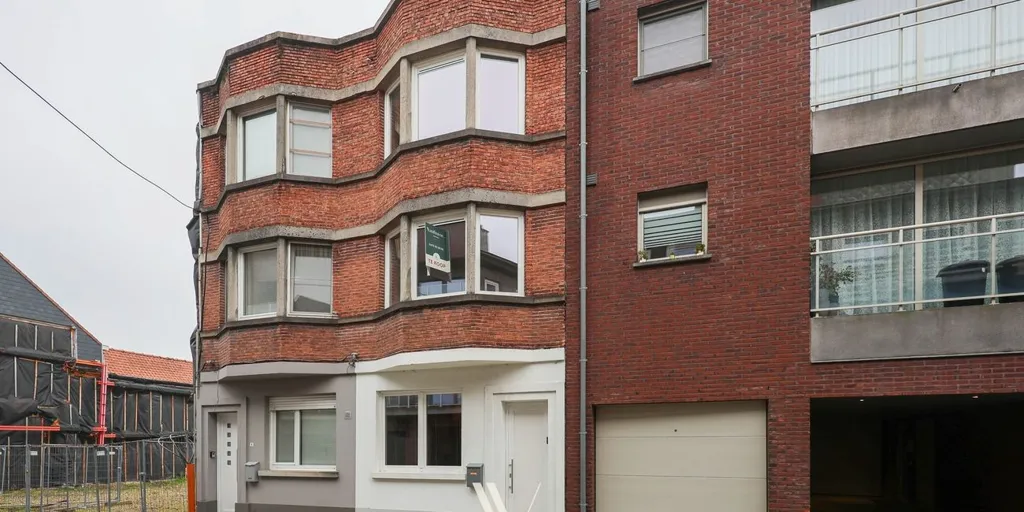 Extérieur - Rijwoning Centrale et Instapklare à Izegem