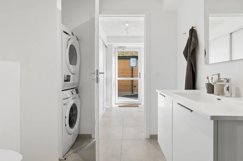 Bagni - Five-bedroom Terrace House with Terraces in Ringsted