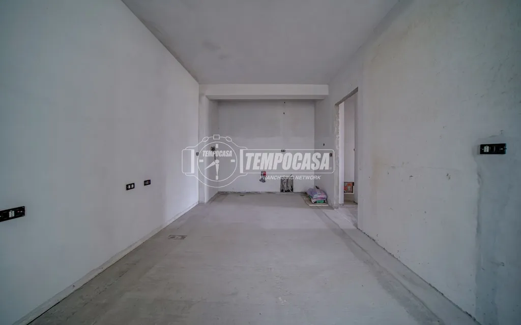 hallway_entrance