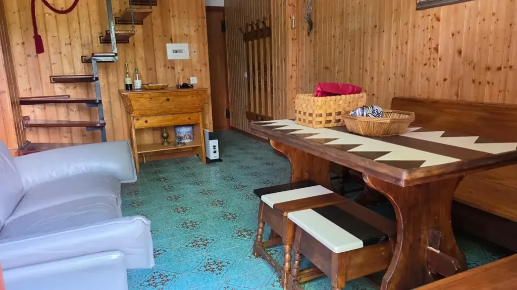 Sala da pranzo - Apartment with Ski Access in Ventasso