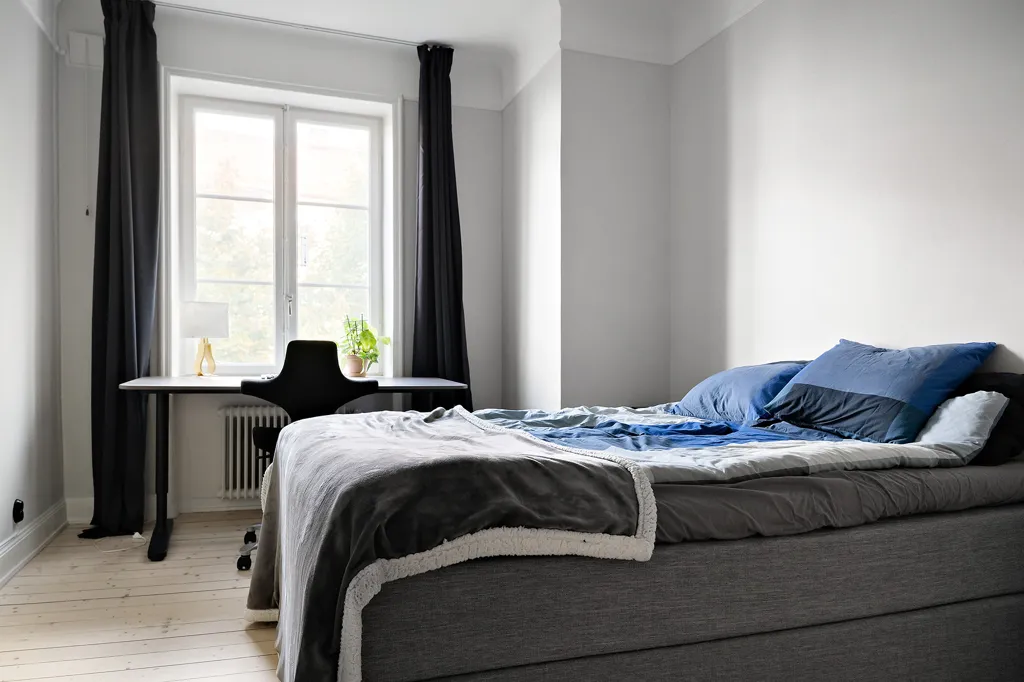 Bedrooms - 1920s Character Flat with Courtyard Balcony in Ribersborg