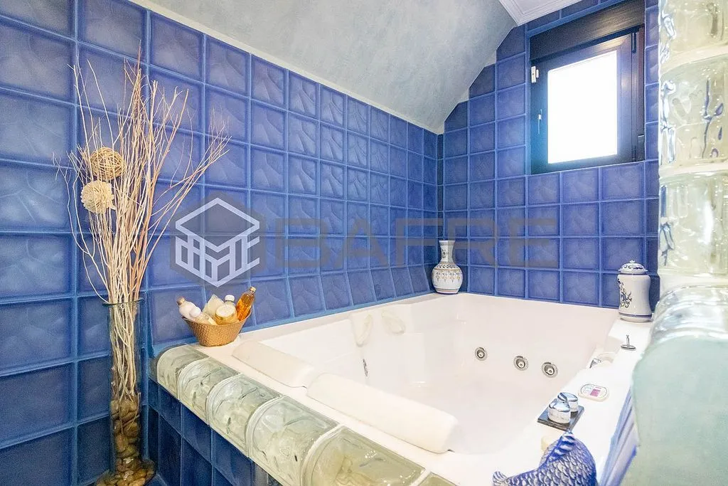 Salles de bain - Duplex with Pool and Terrace in Golf - El Carralero