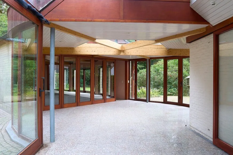 Terrasse - Villa des Années 60 sur un Grand Parc à Proximité de la Côte