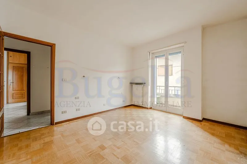 Pièces - Apartment with Balcony in Cossato