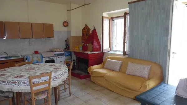 Salle à manger - Terraced House with Garden near Morra De Sanctis