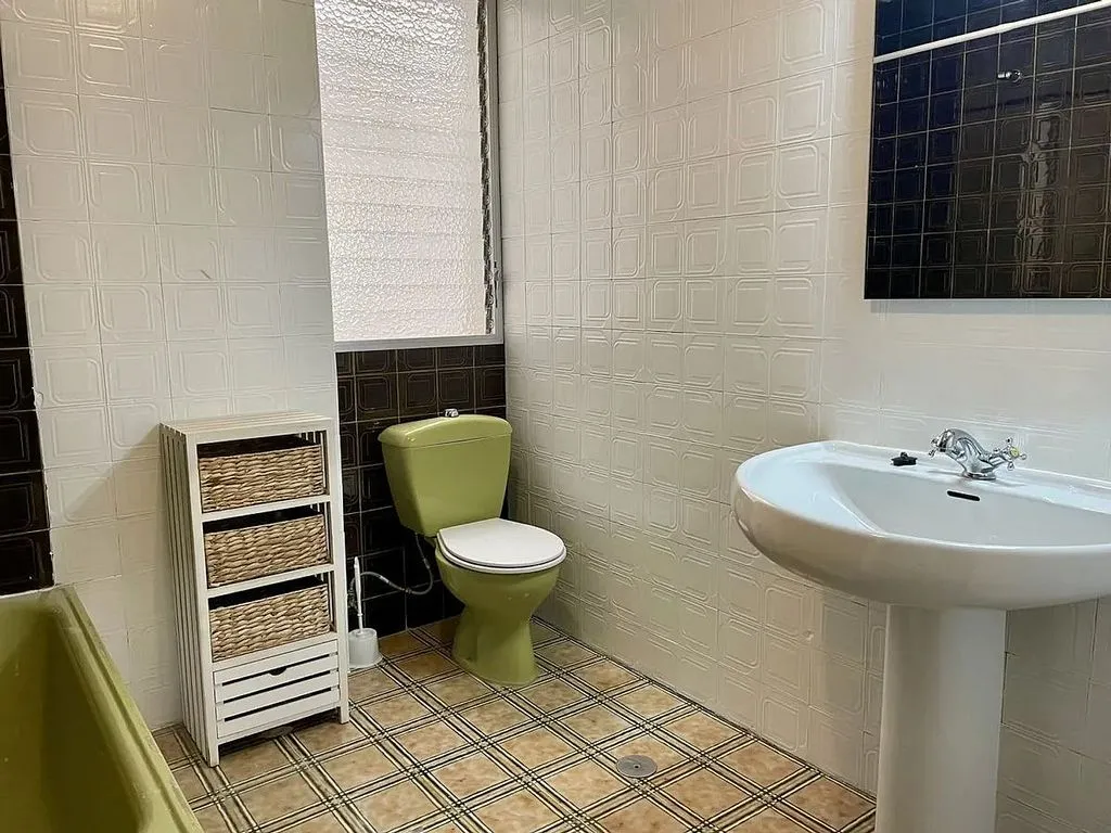 Salles de bain - Furnished Flat with Terrace in Órgiva Centre