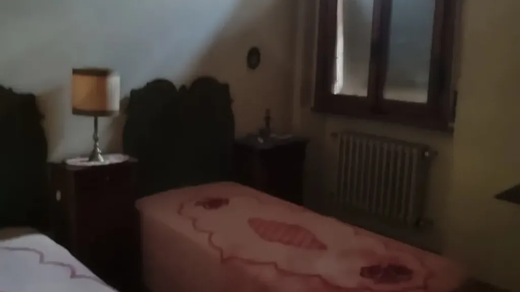 Bedrooms - Three-Bedroom Apartment with High Ceilings in Florence